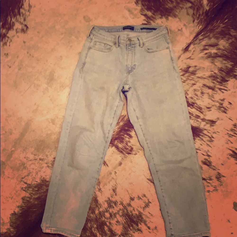 Banana republic boyfriend jeans size 26